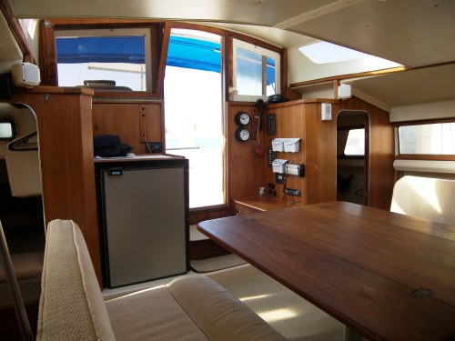 Used Sail Catamaran for Sale 1990 Gemini 3200 Layout & Accommodations